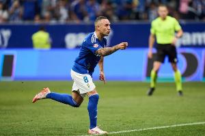 开云官网-科贝电台：皇家奥维耶多将续约决定权交给卡索拉，后者决定继续