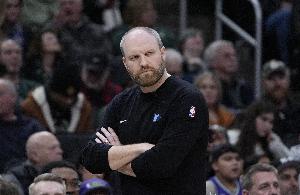 开云官网-詹金斯率领灰熊常规赛胜率为53.9% 季后赛最好闯进次轮&amp;胜率39.1%