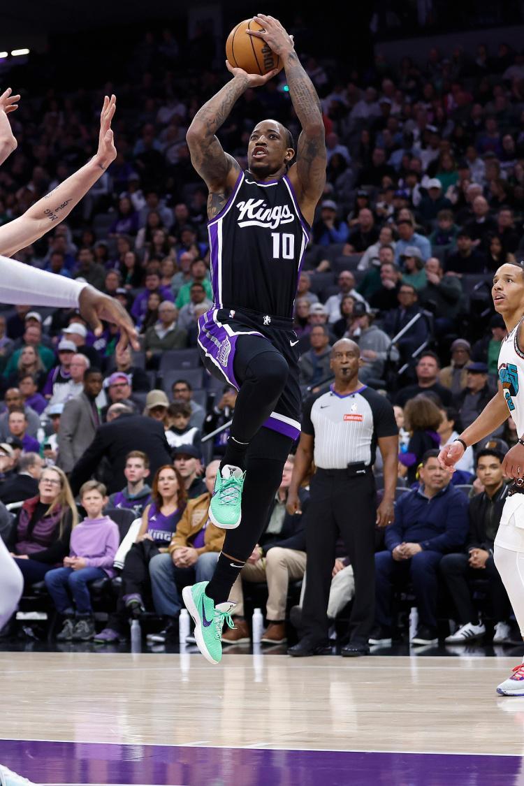 现役驰骋16+赛季老将詹炮逾20载 三少领风骚 姚明队友仍坚守