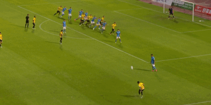 开云官网-足协杯半场：夏达龙双响、杜加利奇失良机，广州豹暂2-0深圳