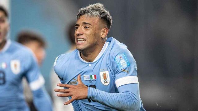 kaiyun.com-红牌停赛两场成就决赛进球英雄 乌拉圭中卫捧银球