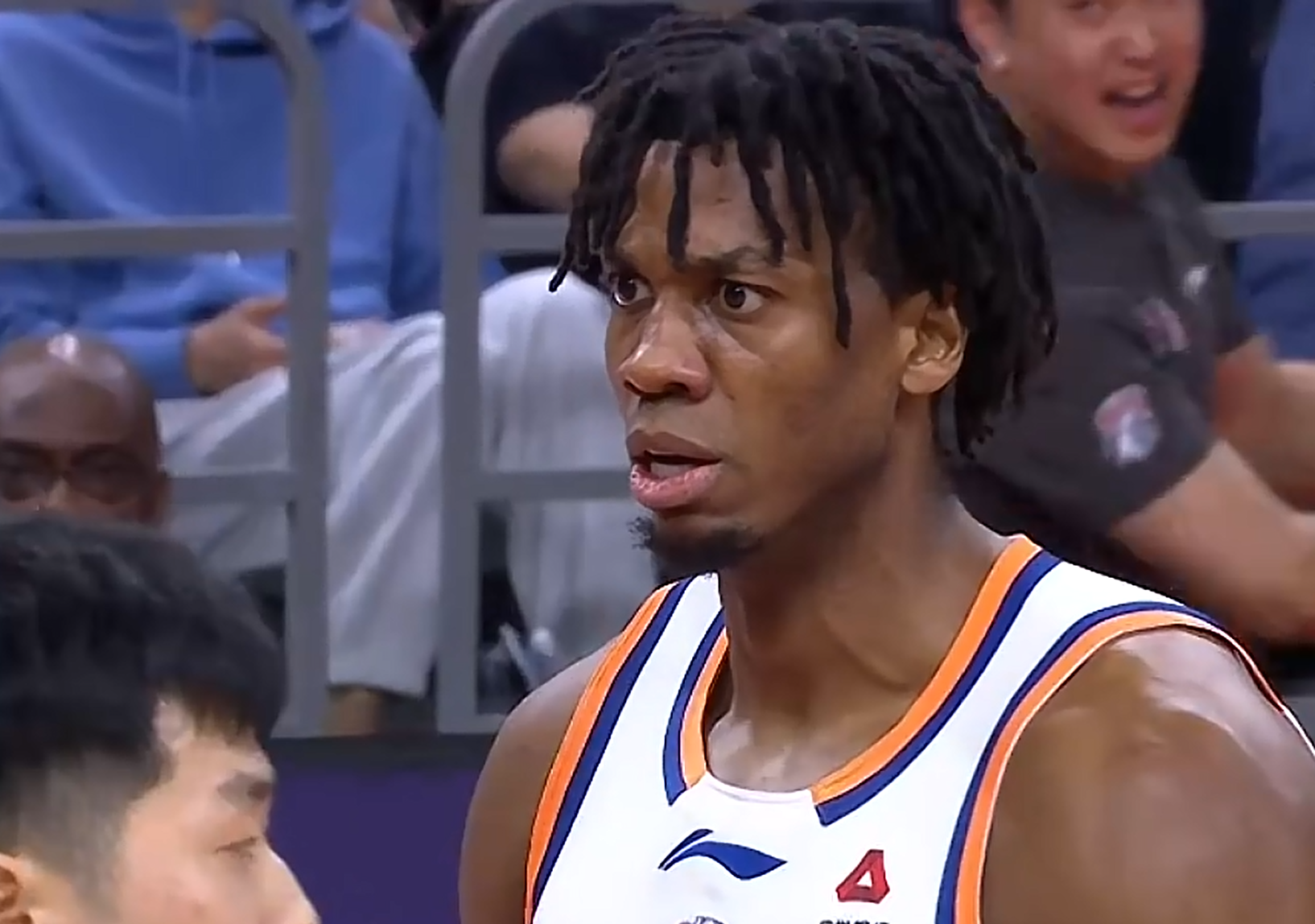 开云官网-3次输上海!广东队暴露三大隐患,杜锋也是很无奈