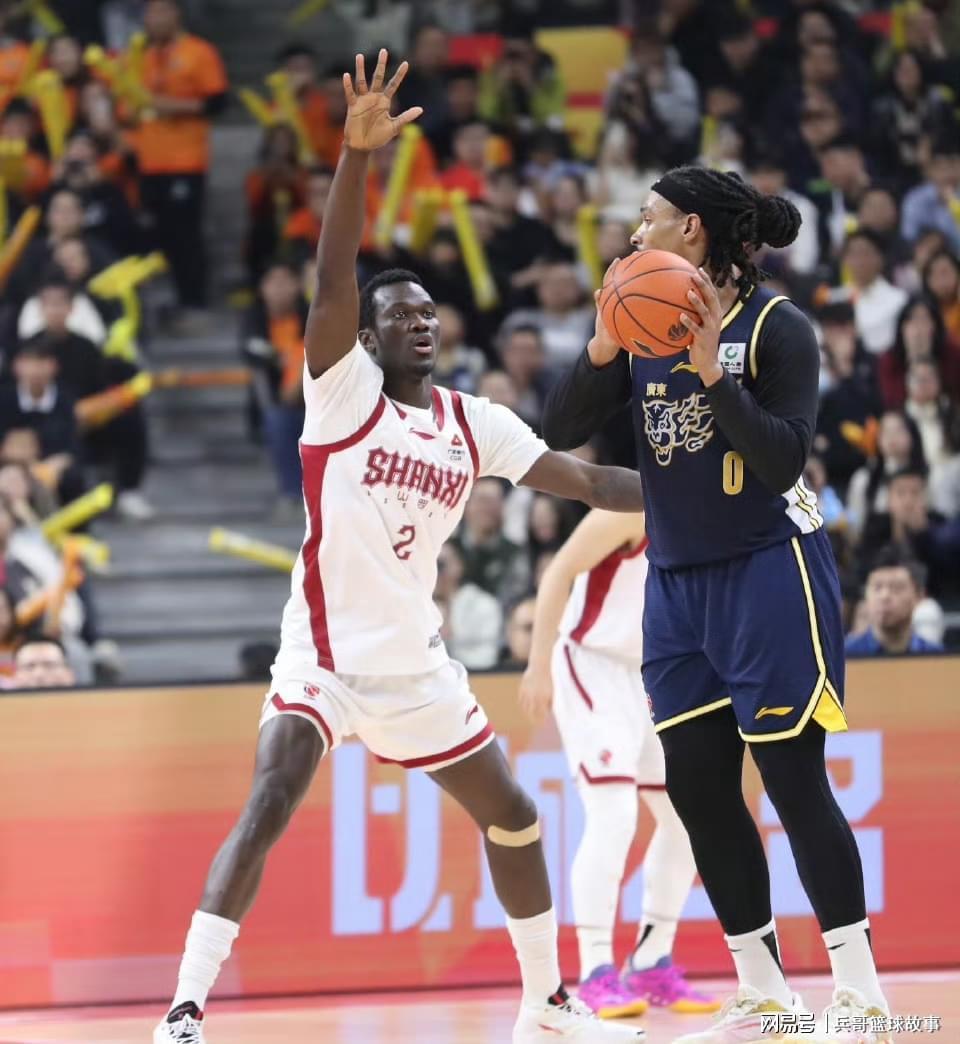 开云下载-CBA最新排名！差距仅1场，3队抢第1；山东冲前4，辽宁跌出季后赛