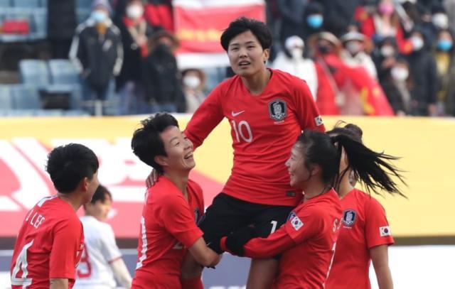 开云APP-韩国女足三大海归全部归队 池笑然表态“事不过三”