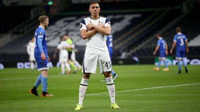 1614221742433007795.jpg 开云APP-热刺轮换阵容打出进攻风暴 穆帅增添“幸福烦恼”